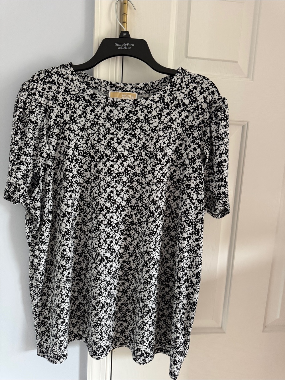 MICHAEL Michael Kors Black White Floral Split Sleeve Knit Top Size 2X